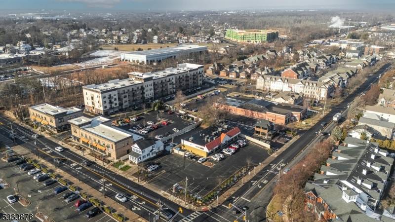 If you've ever thought of owning a Business, here's your chance to purchase a thriving, family owned Portuguese Restaurant in the heart of Metuchen, located in the Athena Shopping Plaza.
