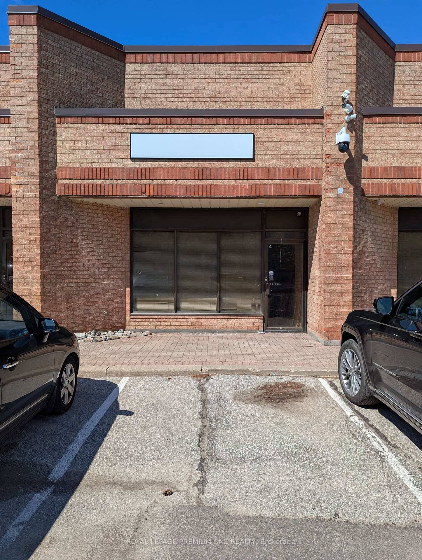 Prime location near the highway and public transit, offering excellent accessibility.