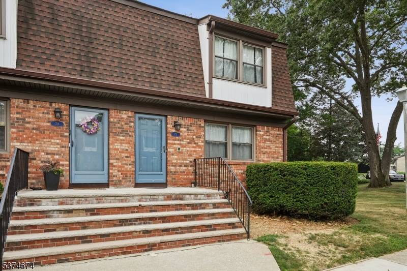 Renovated 3BR 1. 5BA End Unit Townhome in Desirable Stedwick Village, Mount Olive.