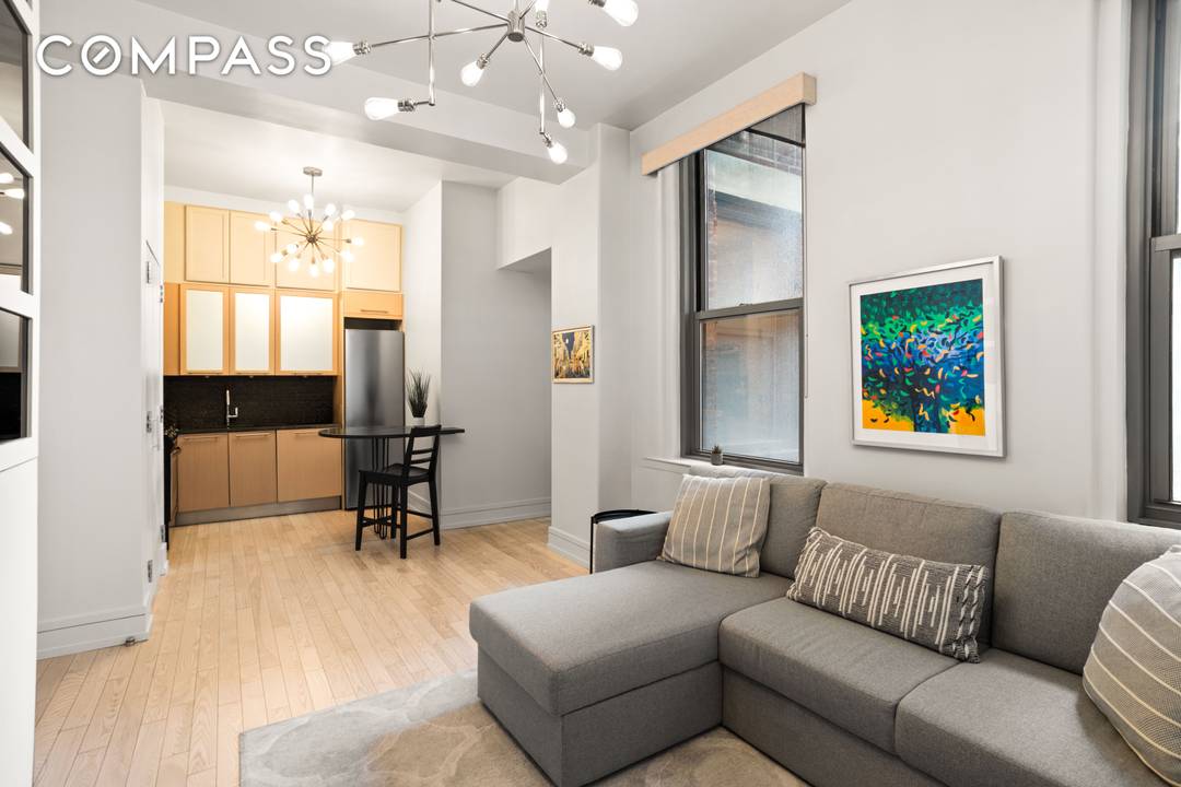 Stunning Pre War 1 Bedroom Condo in the Heart of the Financial District Loft like and full of character, this sun drenched 1 bedroom, 1 bathroom residence boasts soaring ceilings, ...
