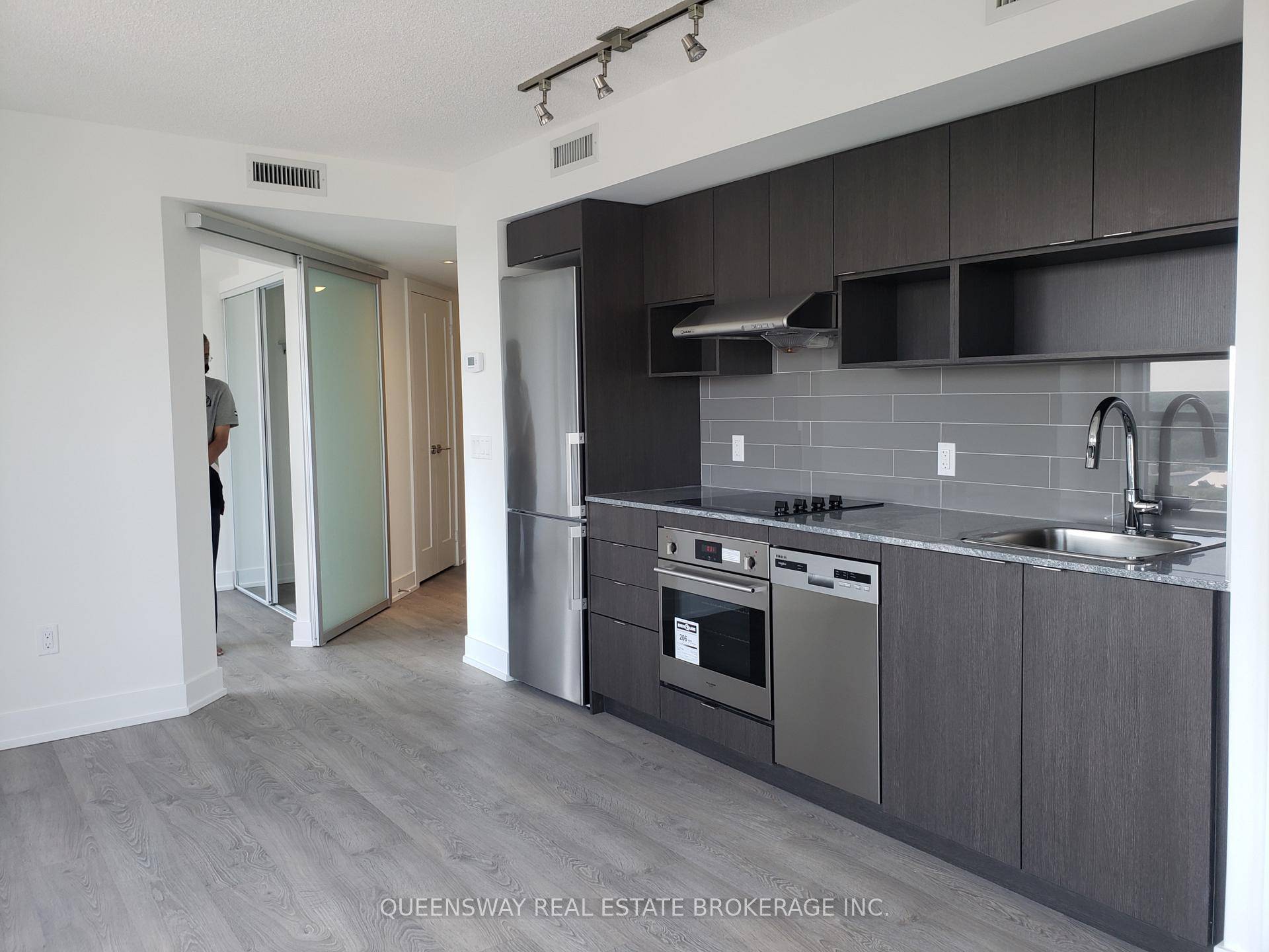 Bright corner unit living at Islington Terrace.