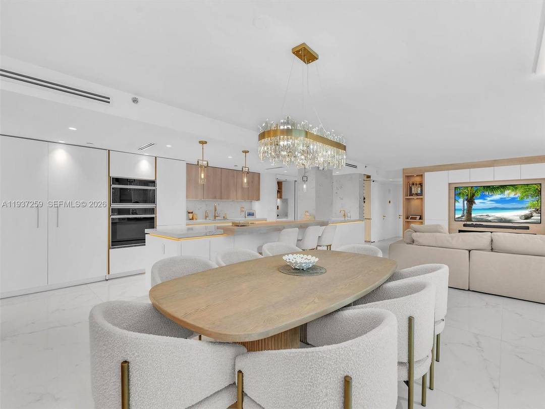 Luxury 2 Bed, 2 Bath Corner Unit with Stunning Views Experience refined living in this fully renovated corner unit with ocean and Intracoastal views.