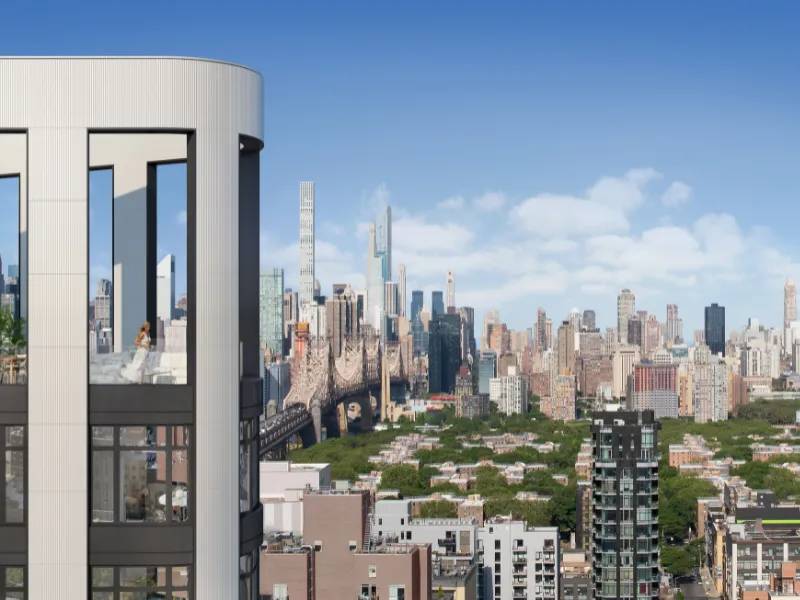 Stunning Views ! Available Immediately !