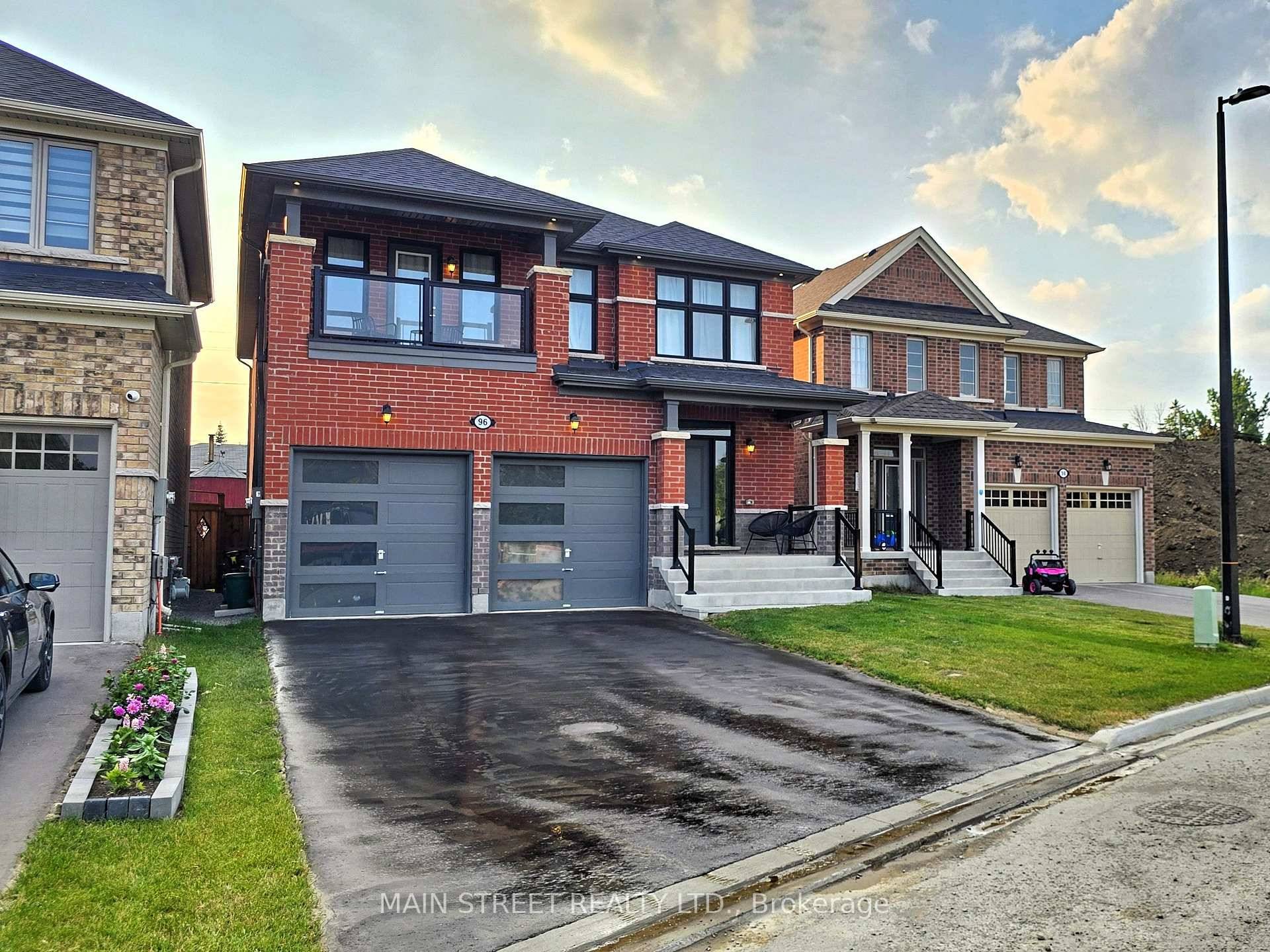 This Bright and Spacious 4 bedroom 4 bathroom new build is situated on one of the deepest premium lots in the neighborhood !