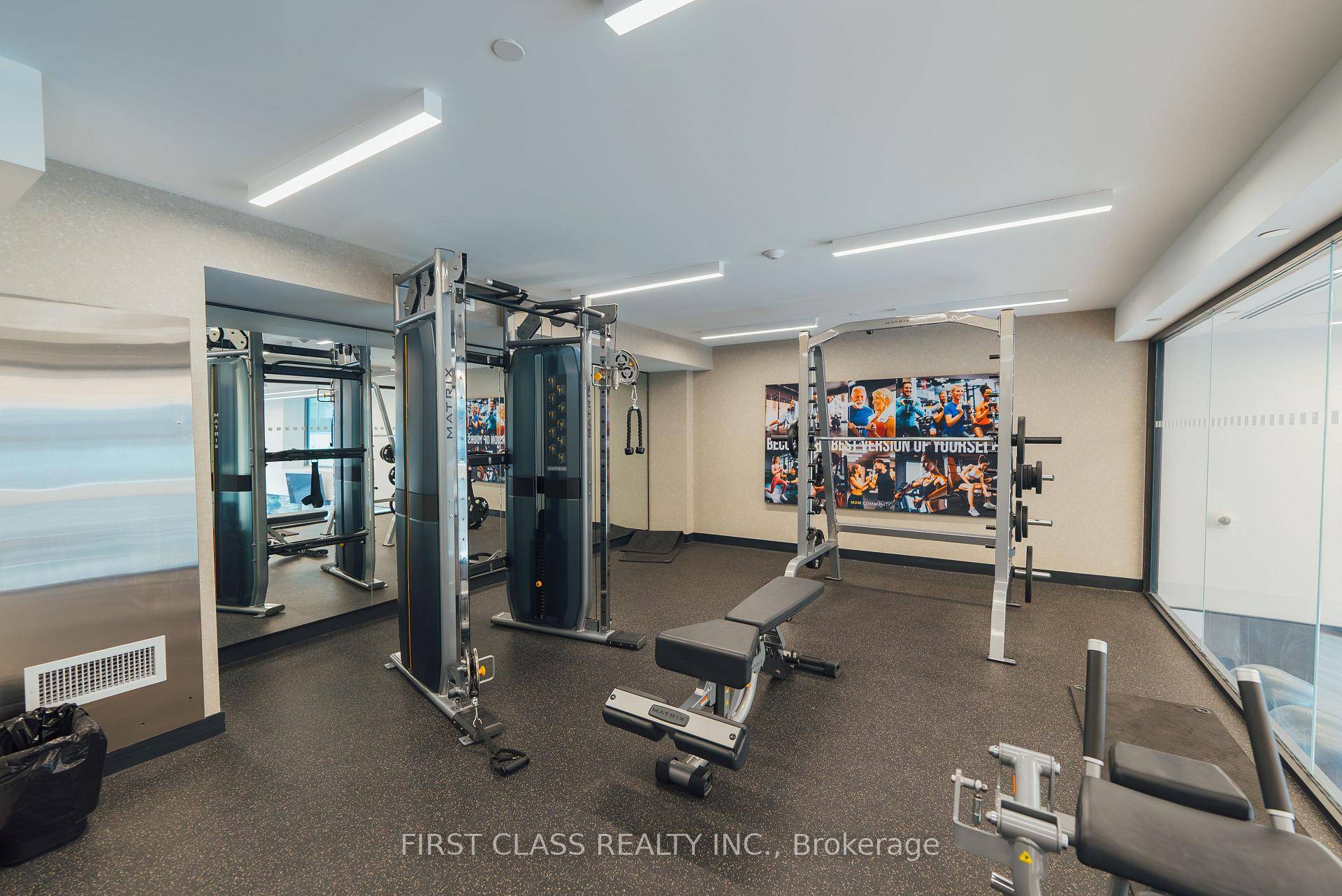 Must see 2 bedroom suite at the M2M master planned community !