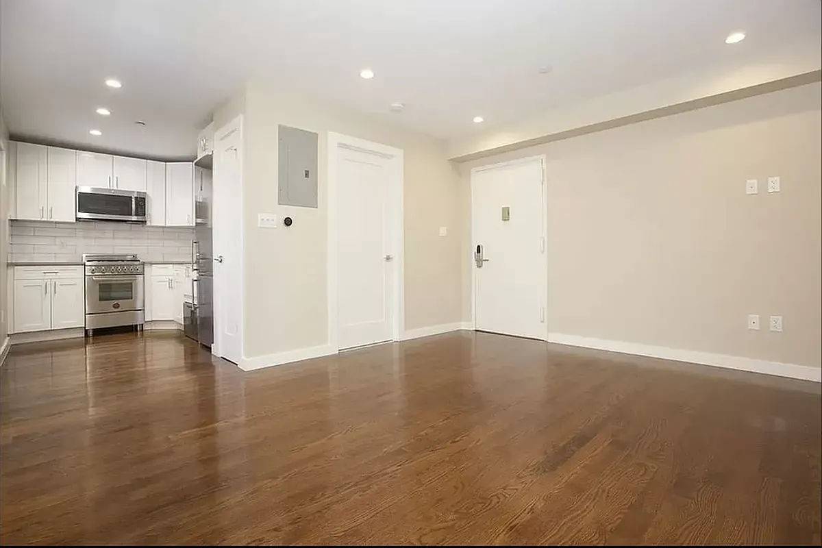 Make this coveted boutique luxury apartment in LES yours.