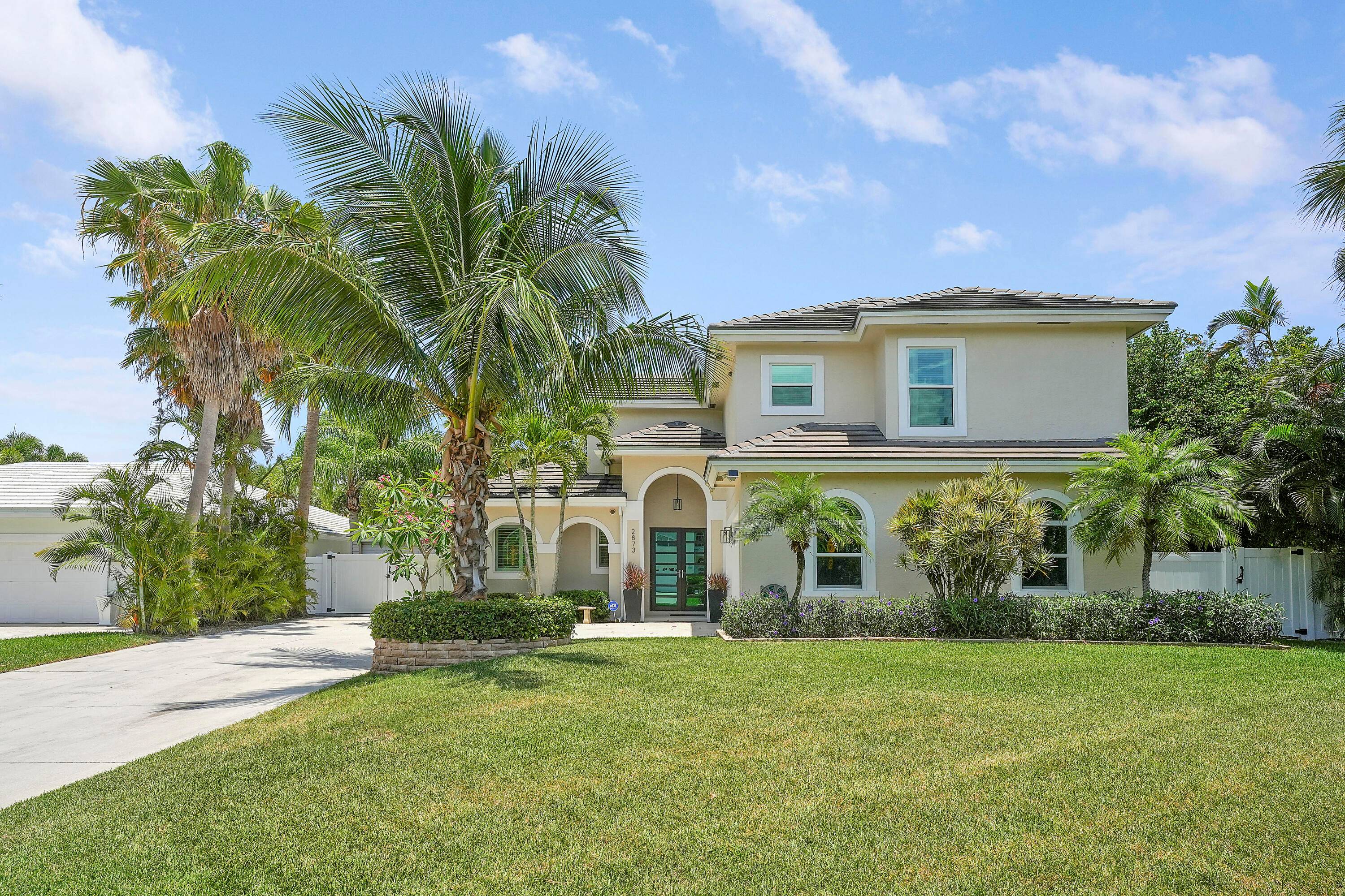 Coastal Living at Its Finest in this Jupiter Proper Waterfront Dream Home !