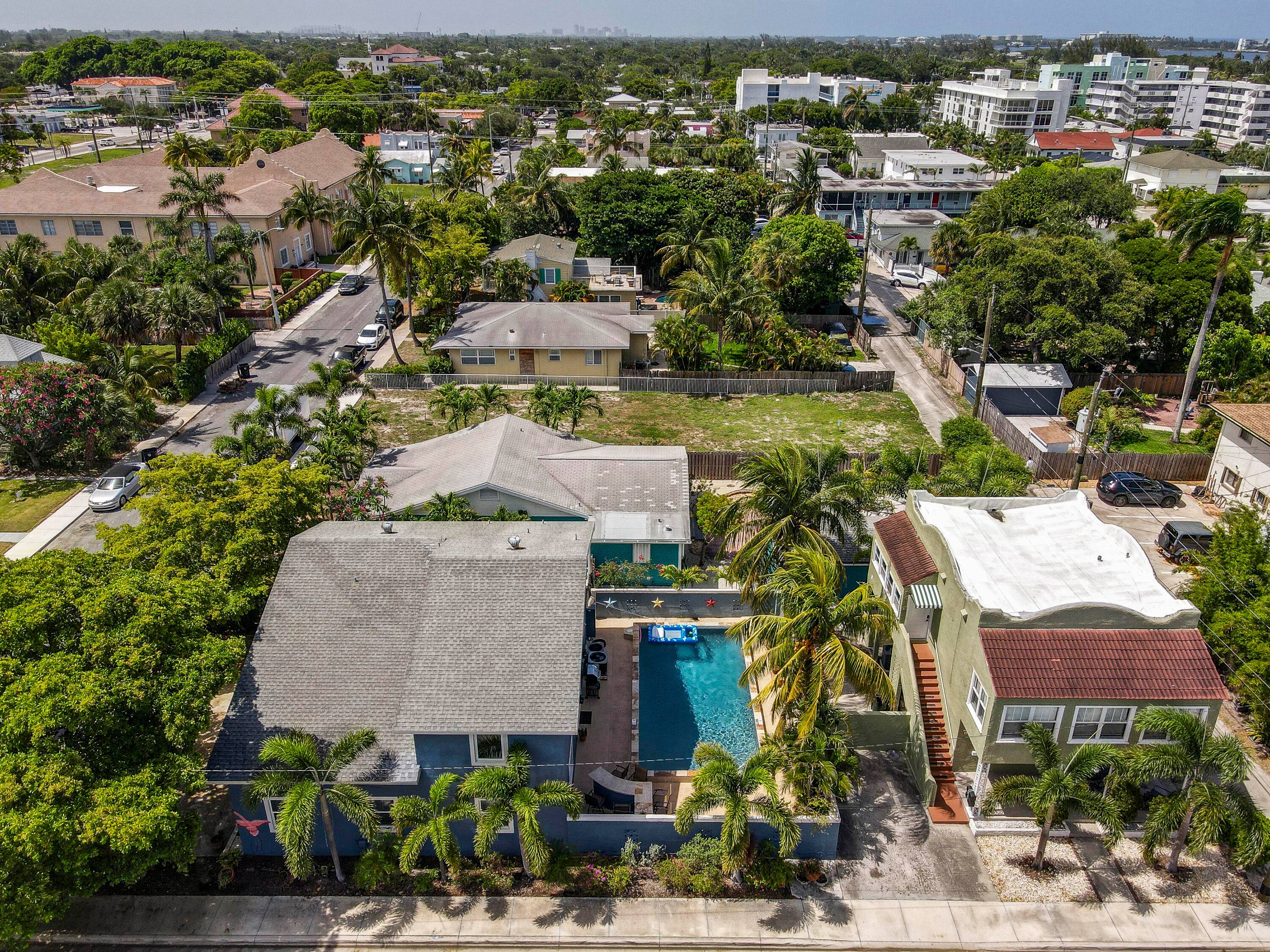 Perfectly situated near vibrant downtown Lake Worth, this unique property at 130 S Ocean Breeze offers a charming main house with 4 bedrooms and 2.
