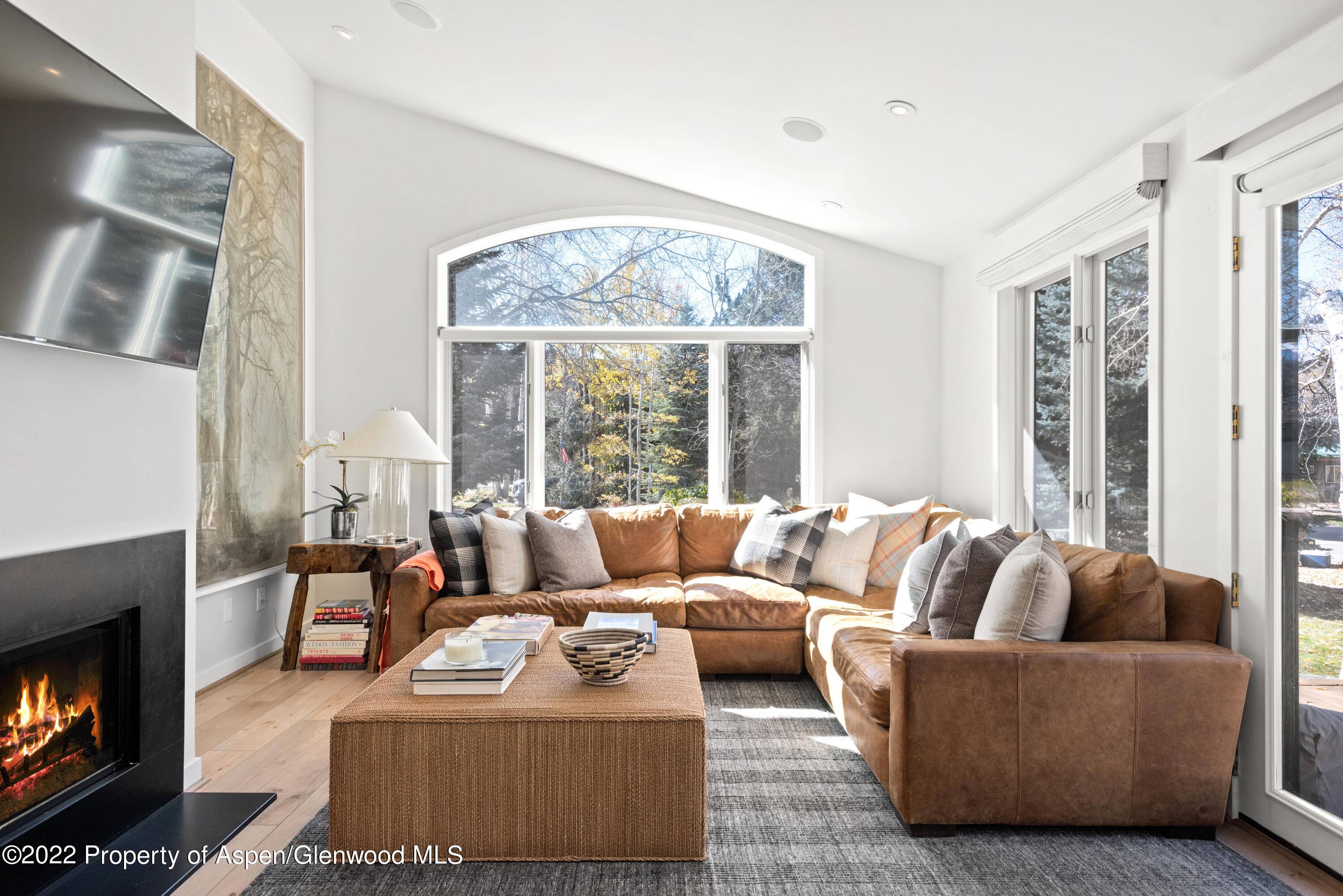 Whether looking to enjoy Aspen as a full time resident or a part time homeowner, 810 Bonita checks all the boxes.