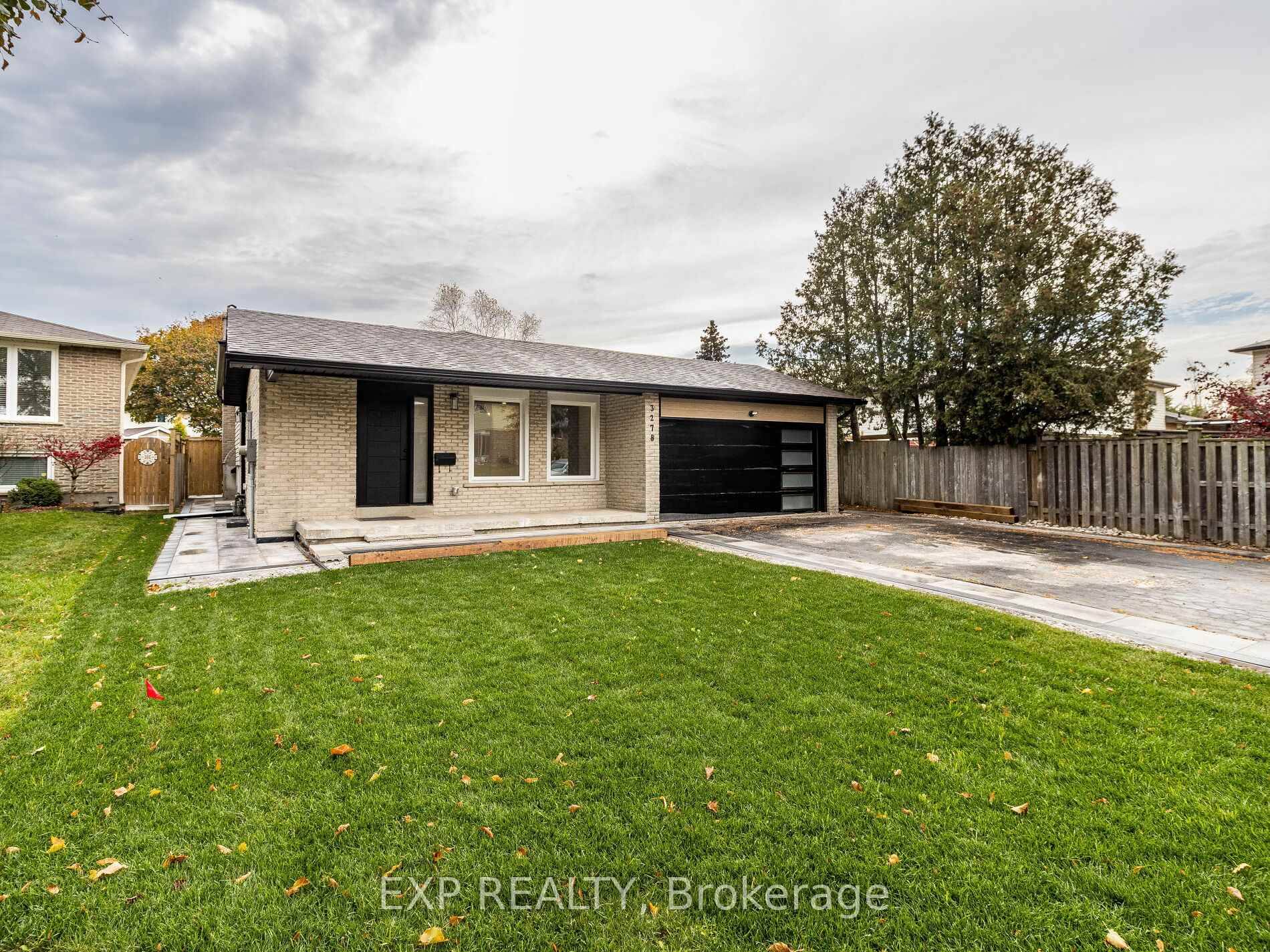 Welcome to this spacious legal, lower level unit in the heart of Erin Mills.