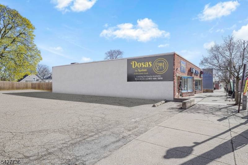 Turnkey restaurant opportunity in a prime Clifton location with excellent visibility and steady foot and vehicle traffic.