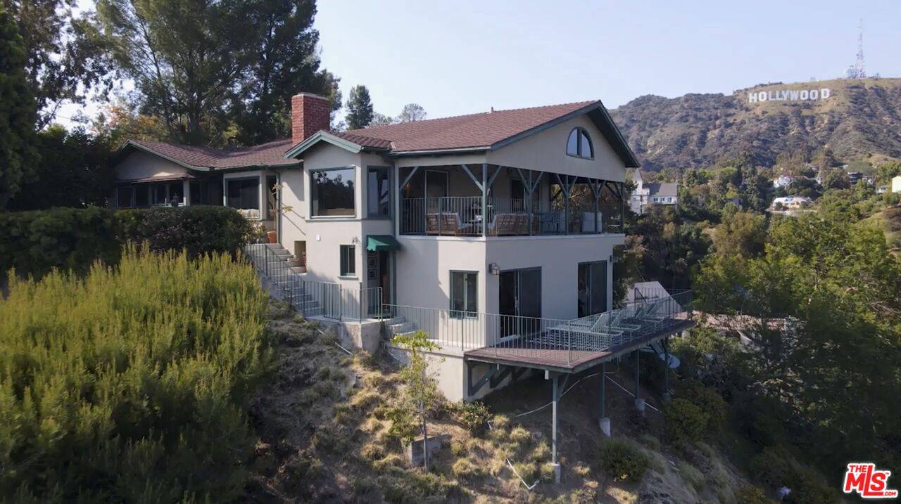 3030 Durand Dr 4BR Hollywood Hills East La