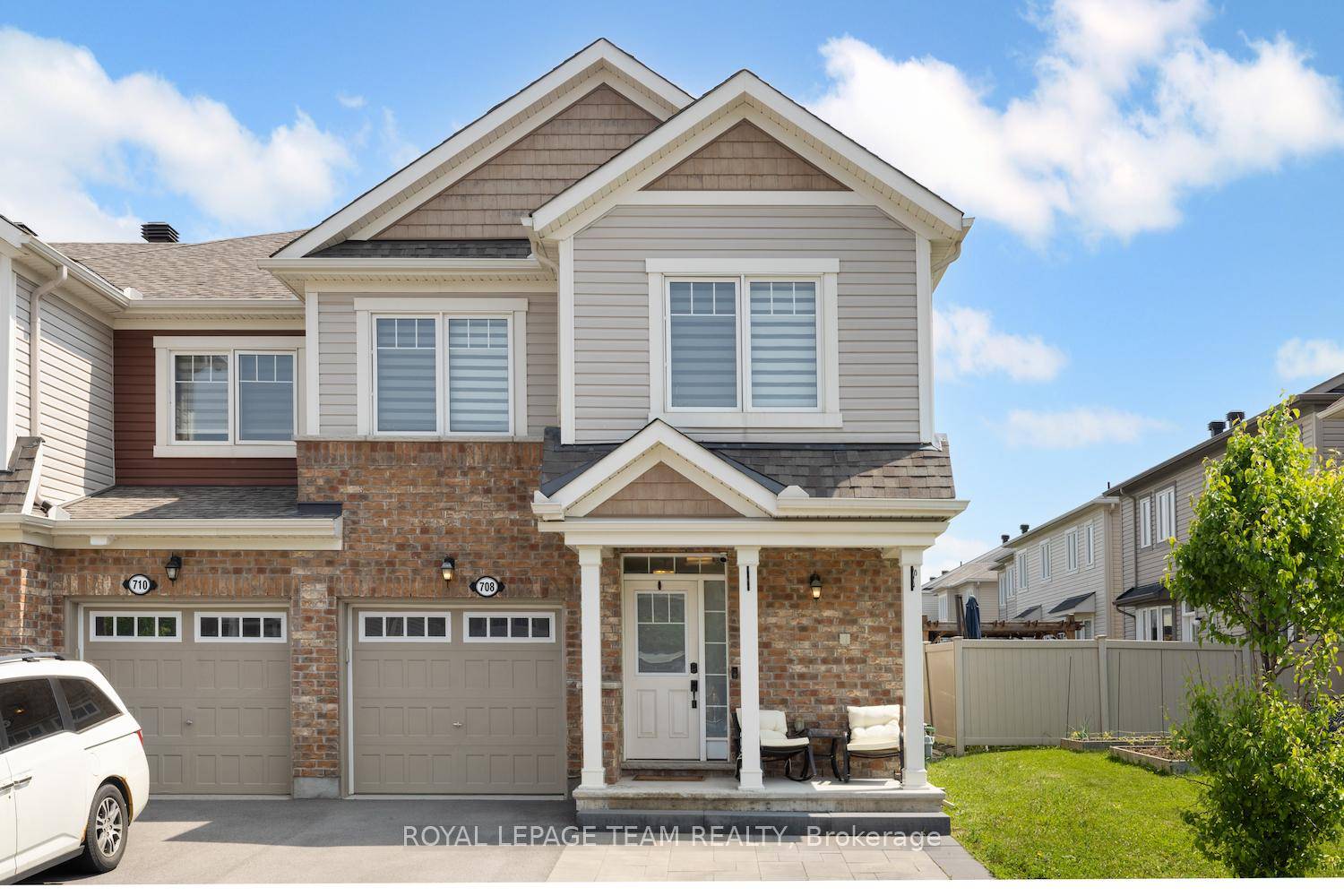Step into this stunning Oak END unit one of the largest townhouses, that shows like a model home !