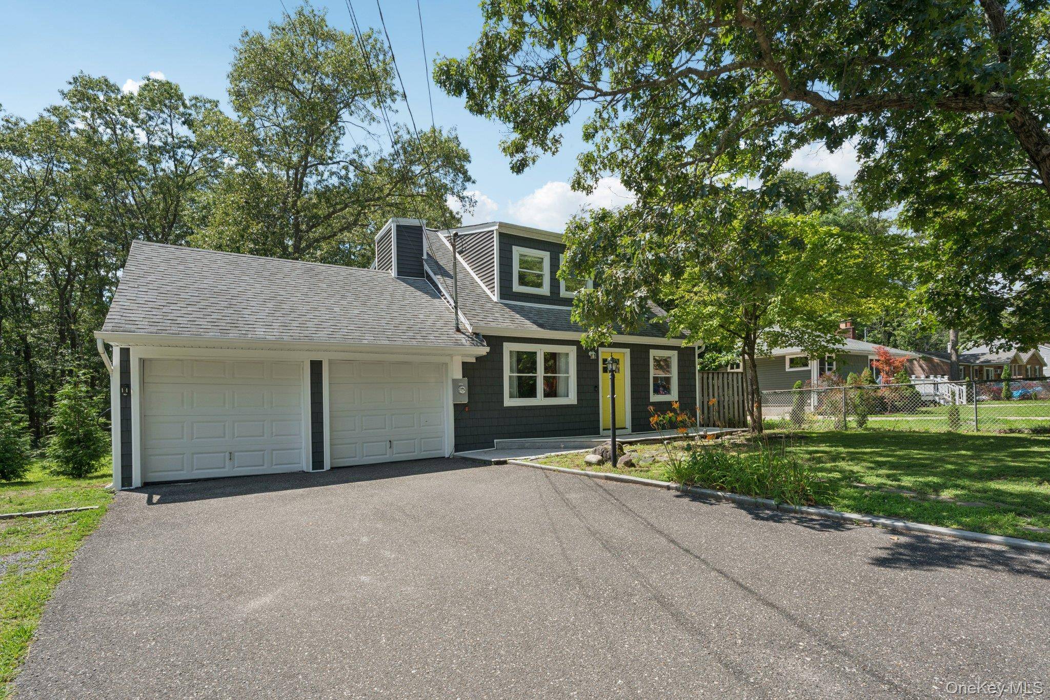 Make this charming home yours !