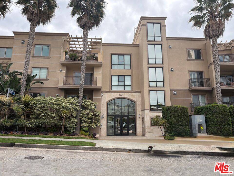 8238  W Manchester Ave 2BR Playa Del Rey La