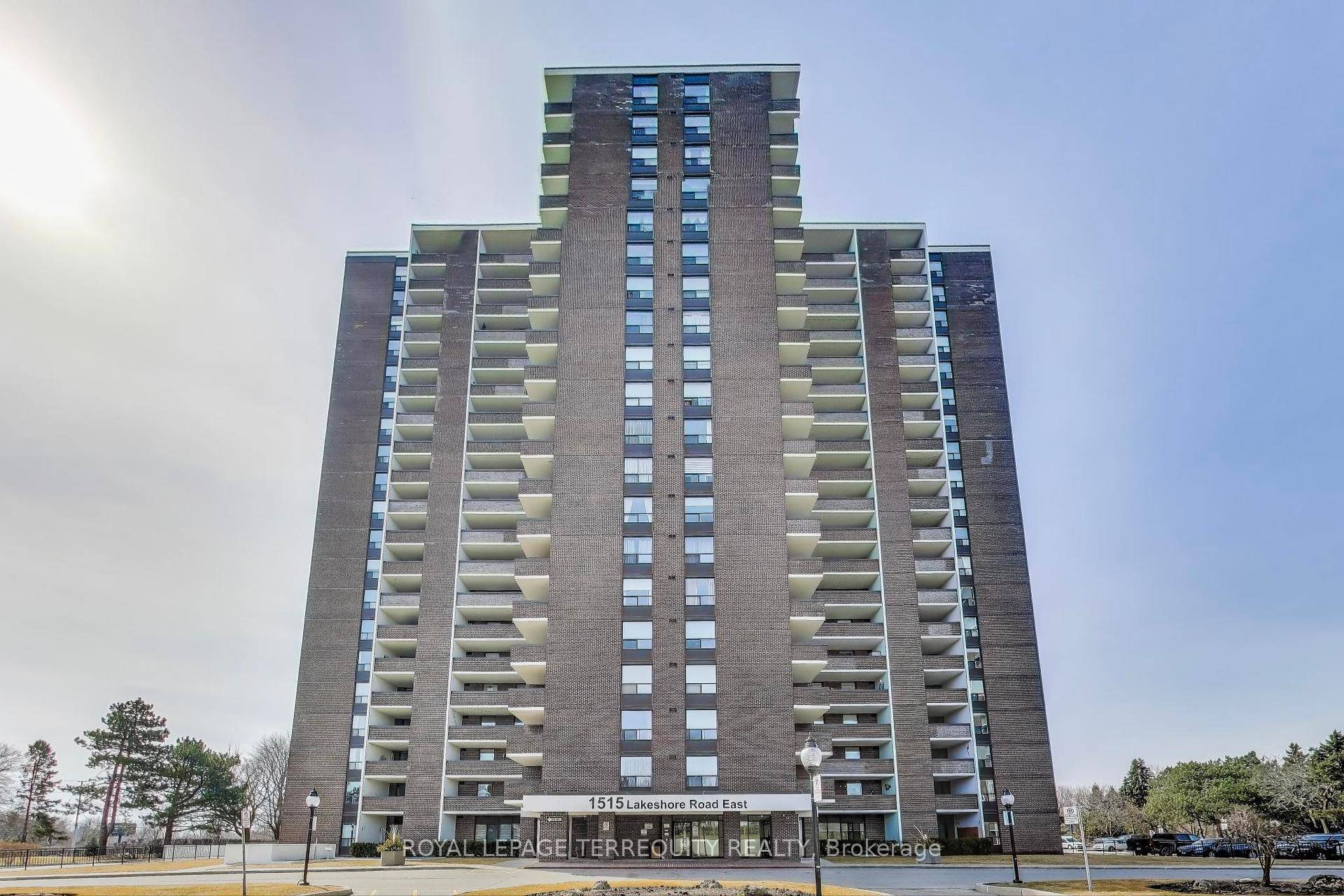 Welcome to this the Beautiful and Rare, Spacious 1236 Square foot upgraded unit.