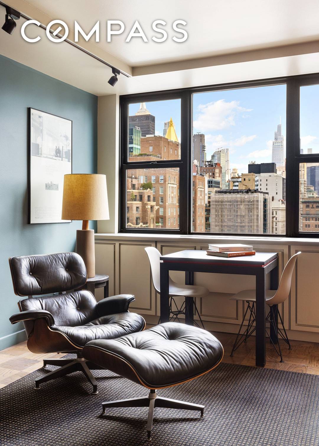 Perfectly positioned at the corner of historic Irving Place and 18th Street in the heart of Gramercy, this spacious apartment boasts protected northern exposures with open views of iconic New ...