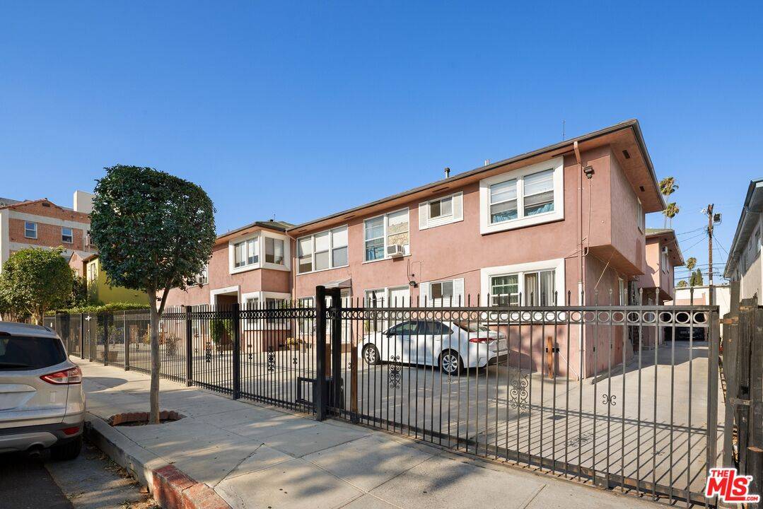 1640  N Harvard Blvd 17BR Hollywood Hills East La