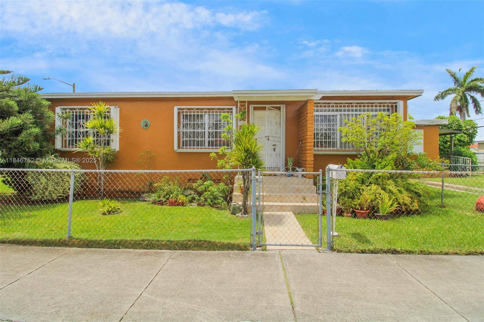 Highly sought after home in Grapeland Heights !