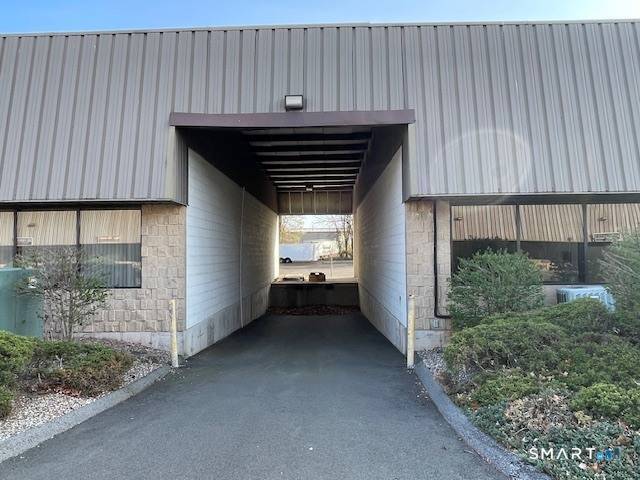 Two condo units 206 208 being sold together, located in Commerce Park, an industrial park in located with convenient access to I15, I91, Route 5 and Route 68.