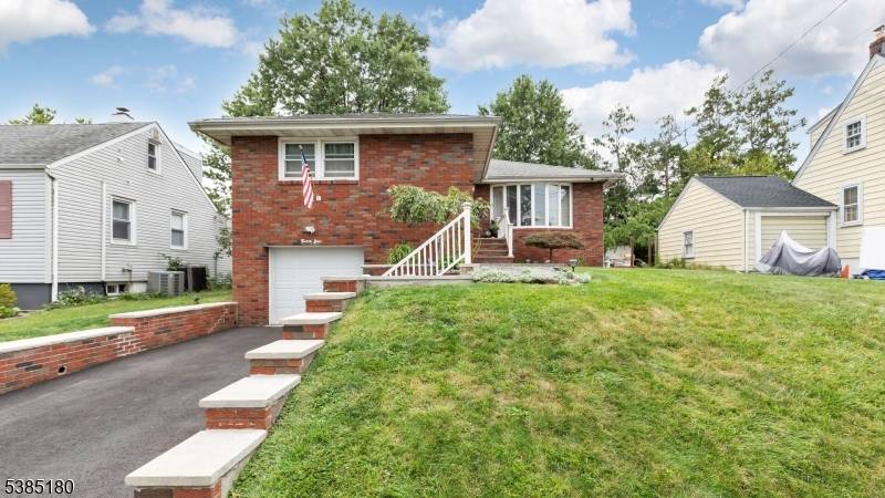 Welcome to 29 Cornell Street !