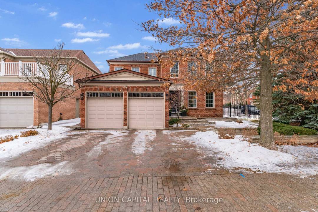 Welcome to this exceptional 4 bedroom detached home located on a quiet, family friendly street in the heart of Richmond Hill.