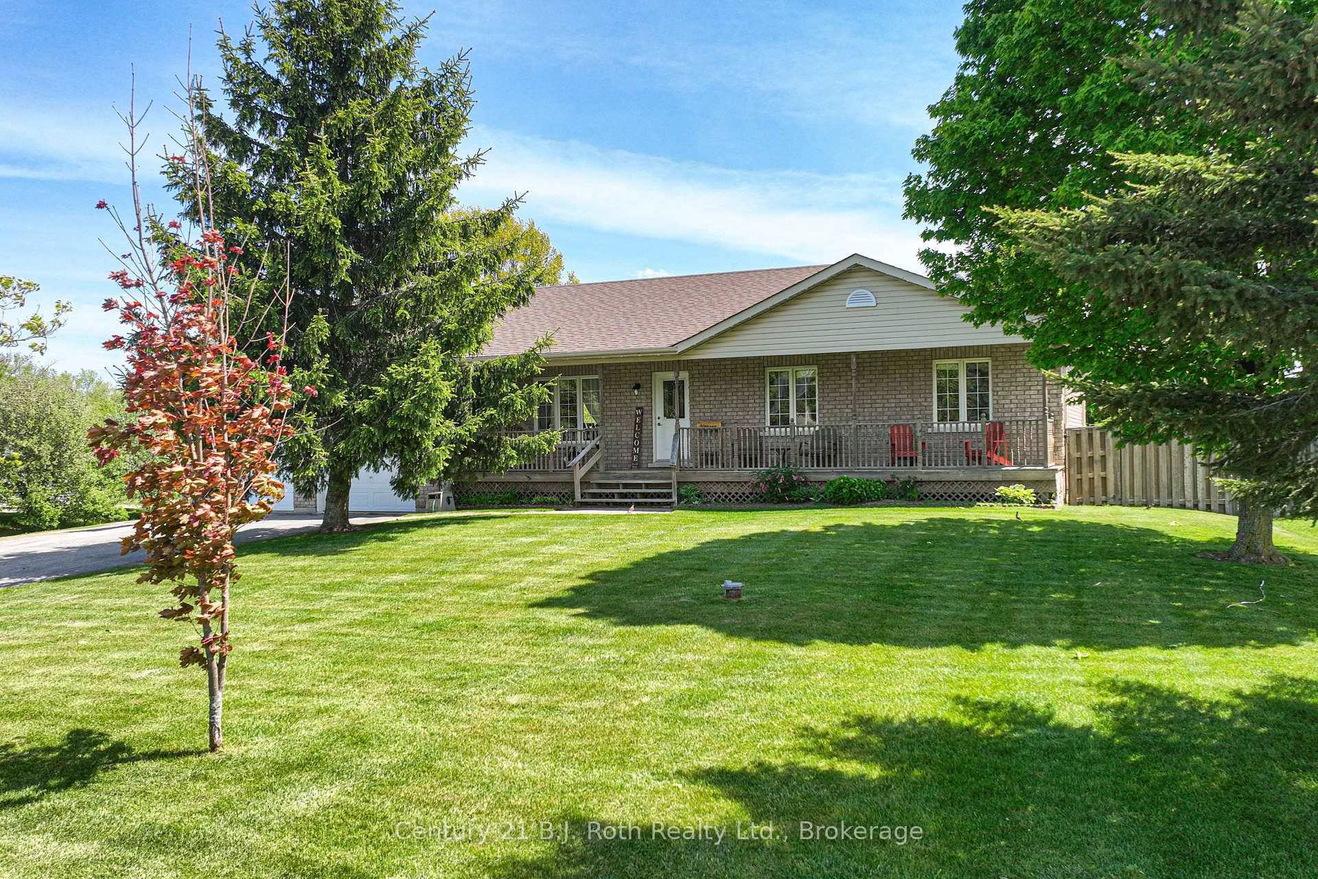Now is your opportunity to call the peaceful, rural community of Marl Creek Estates home just 15 minutes from Barrie, offering the perfect balance of tranquility and convenience.