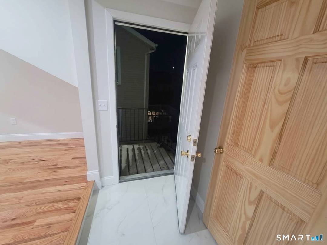 Luxury Fully Rebuilt Apartment Stamford Greenwich Border Near Innis Arden Golf Club Experience modern living in this completely rebuilt residence featuring all new electrical, plumbing, high efficiency HVAC system, premium ...