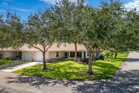 Florida Lifestyle at its Best in this 2 2 Condo with a Garage located on a cul de sac within Walking Distance to the Clubhouse, Sparkling Pool, Tennis, Shuffleboard and ...