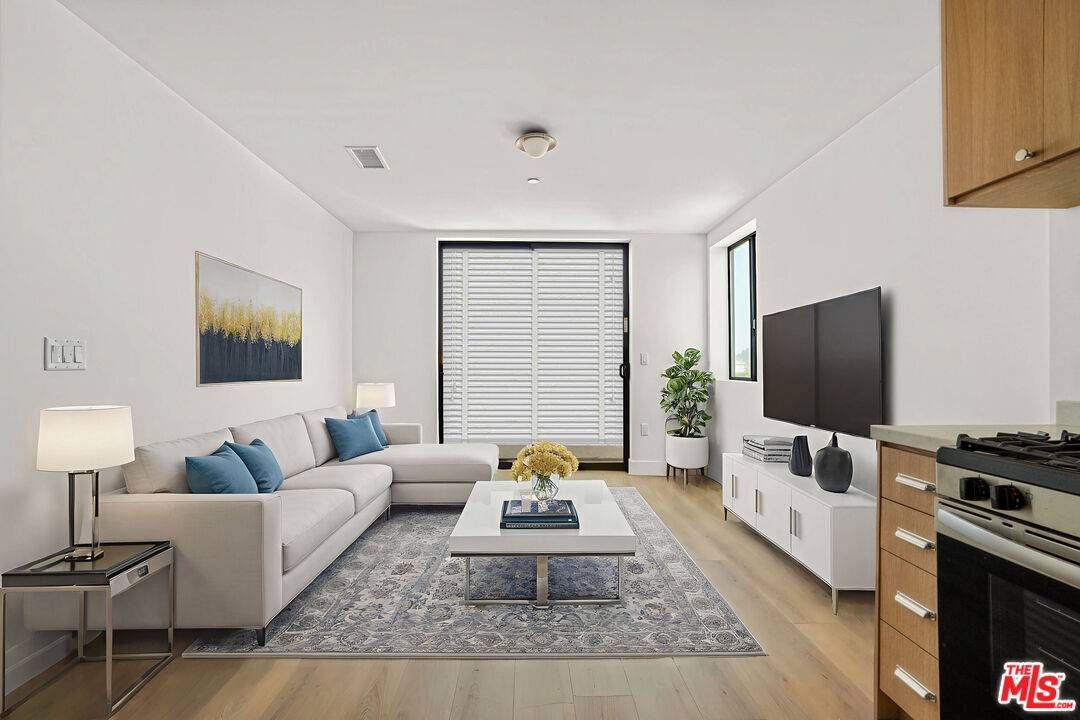 1822 Overland Ave 2BR Beverlywood La