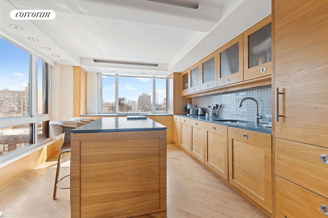 Welcome to this high floor corner unit, featuring 3 bedrooms, 2 bathrooms, and large windows with south, west, and north exposures that provide great natural light and impressive city views.