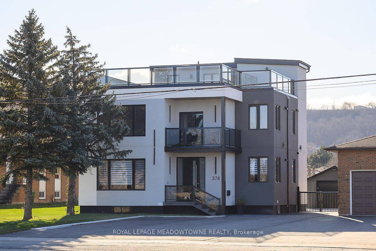 Luxury Meets Investment Potential in the Heart of Stoney Creek.