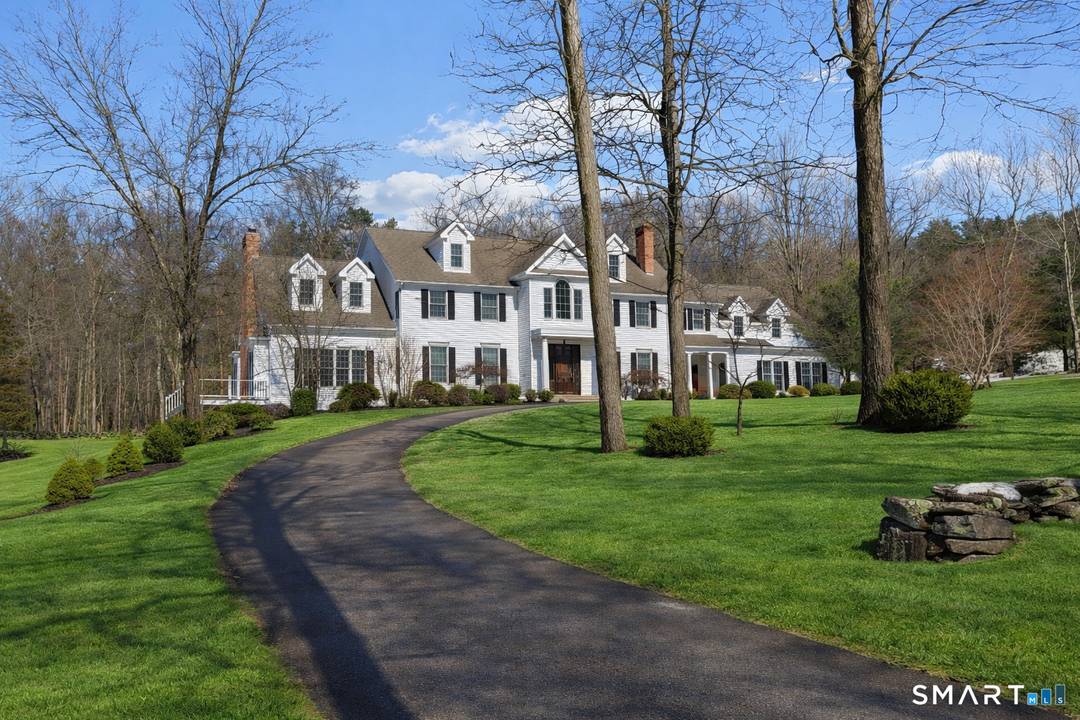 Stunning custom built Colonial set on 2.