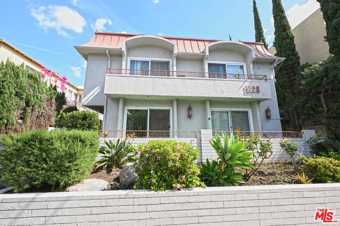 1128 REXFORD DR 2BR Beverlywood La