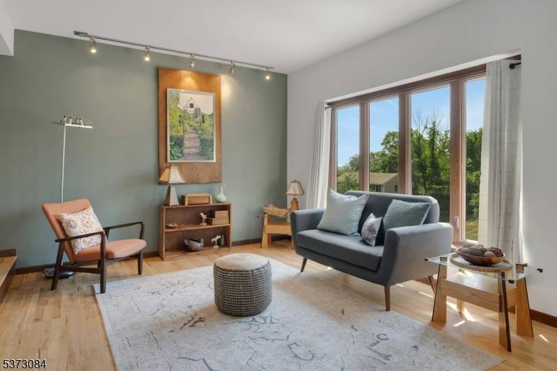 Back on the market ! This stunning contemporary home offers 3 spacious bedrooms, 2.