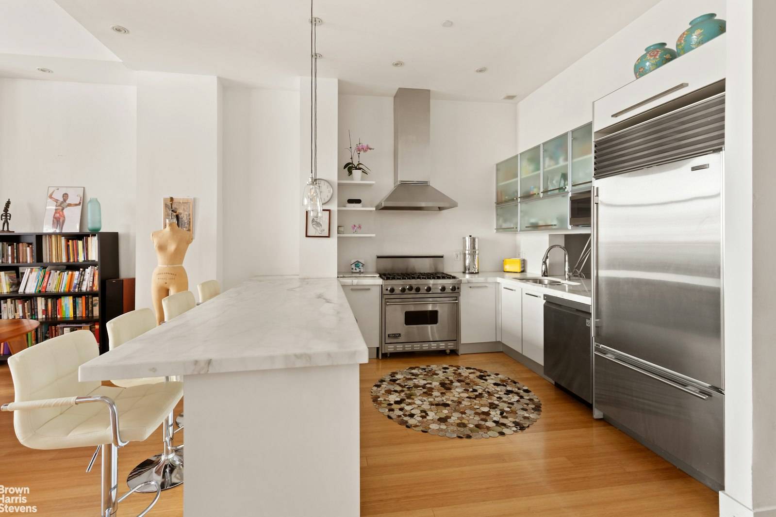 Introducing one of the most spectacular uptown homes to come to market in years a true authentic loft space at Loft 124, Central Harlem's premier boutique condominium.