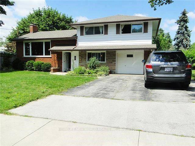 Perfect 3 Bedroom Family Home, Bright and clean with a separate family room that can serve as a 4th bedroom, laminate flooring in the living room, bedrooms, and family room.