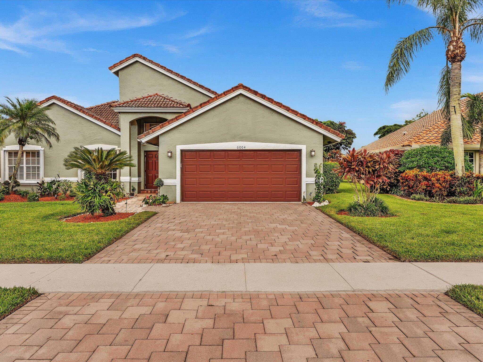 Beautiful large home in sought after Pipers Glen Estates.
