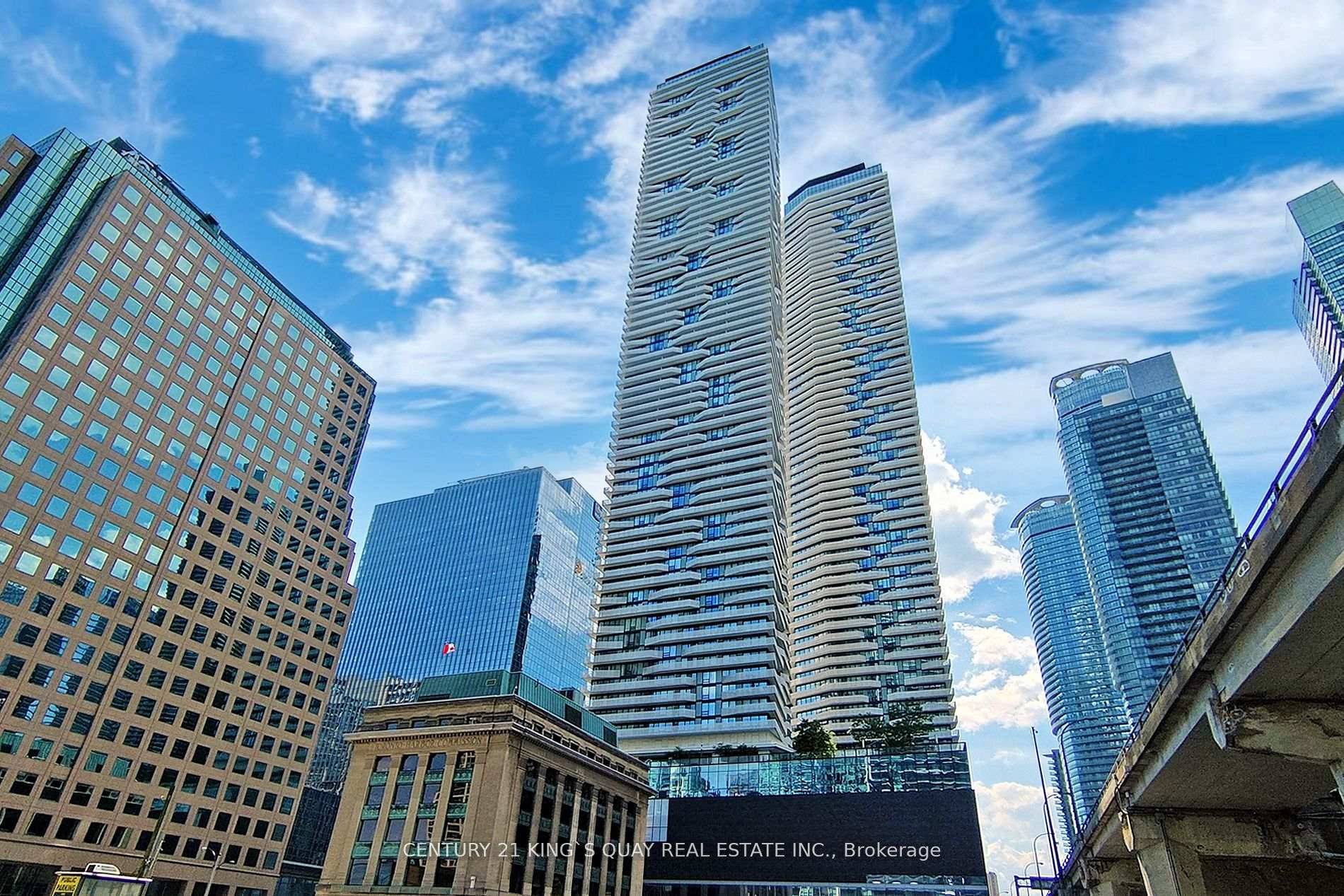 Luxurious Harbour Plaza Residence By Menkes, Rare Find Sunfilled Corner 2Br 2Bath 745 S.