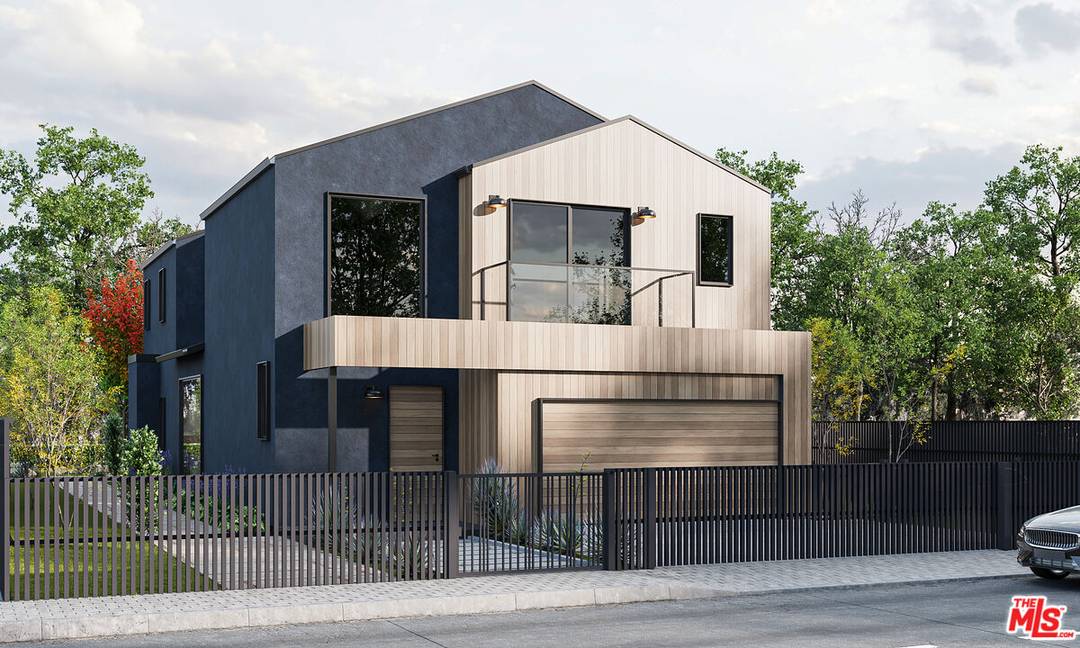 2040   Glencoe Ave 4BR Marina Del Rey La