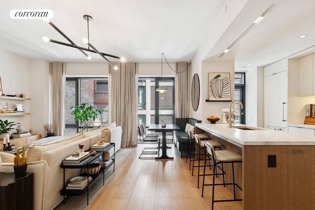 New Listing ! Located in the boutique Flatiron House, this oversized one bedroom, one and a half bathroom residence enjoys the privacy of being one of only two homes on ...