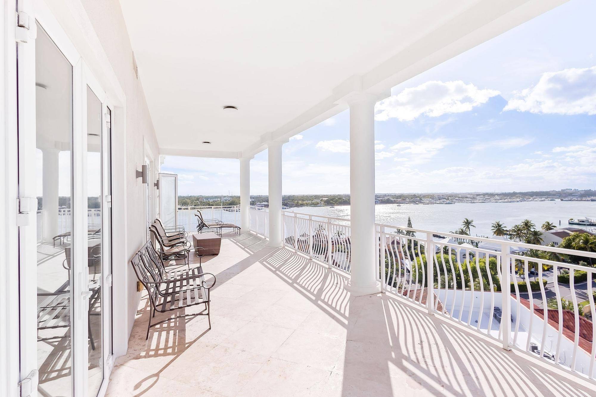 ONE OCEAN Condo New-Providence