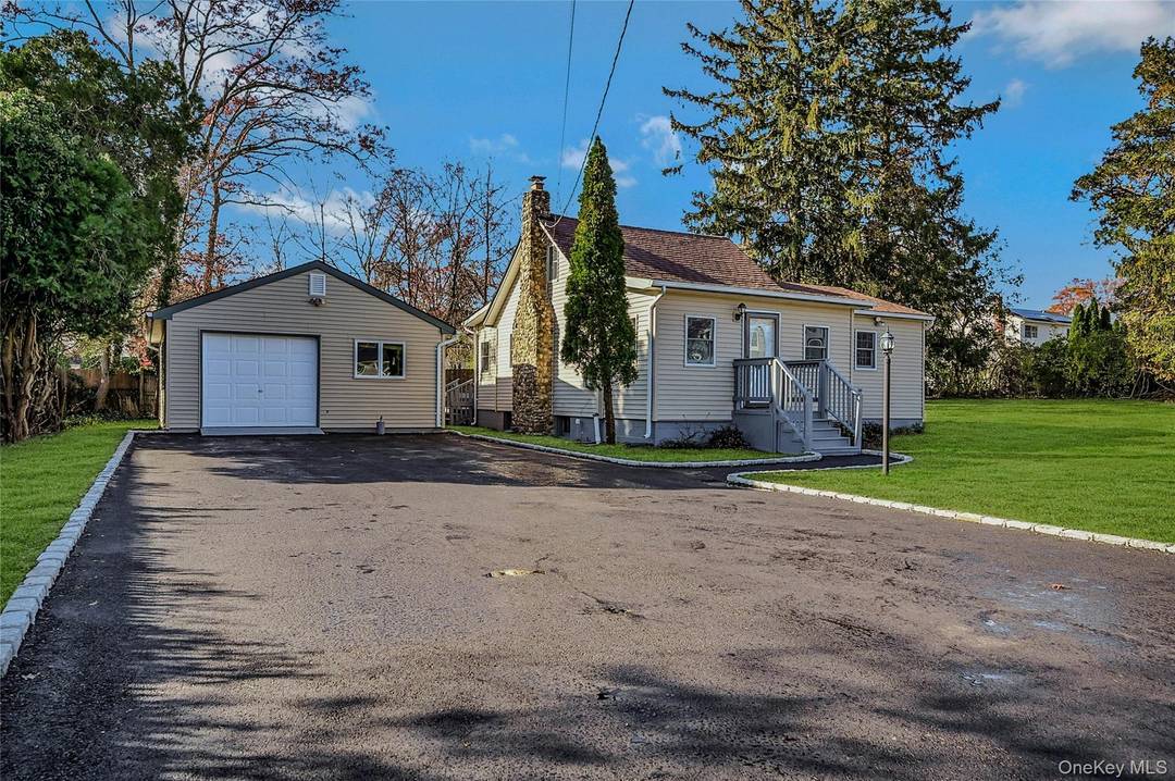 Charming Renovated Cape Set On Large Parcel With 2 Car Garage Beautifully Updated 3 Bedroom Cape In Rocky Point.