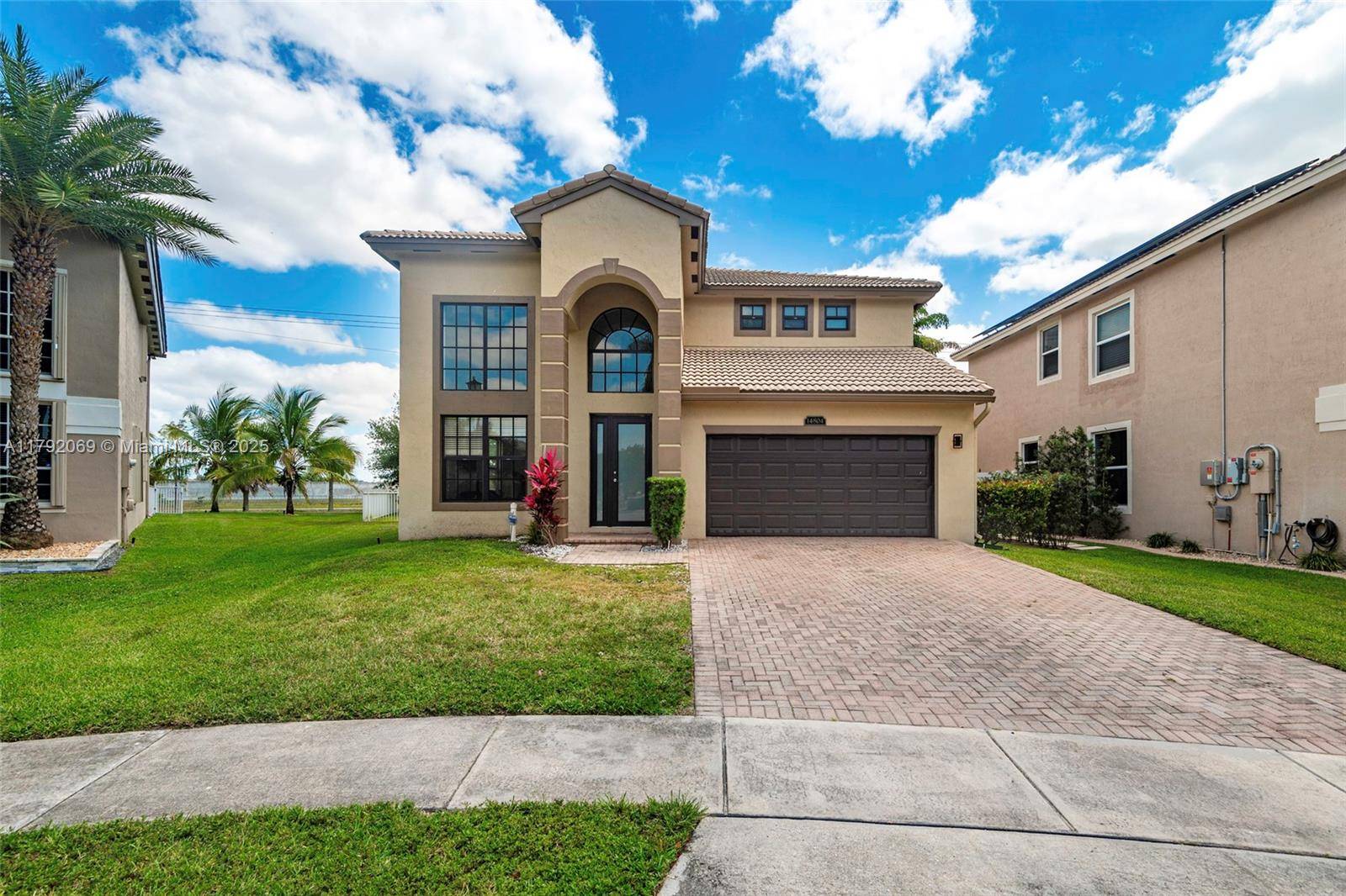 Two story home in one of the best cities in South Florida at Miramar gated community, very quiet neighborhood conveniently located next to the Turnpike and 75 expressways and Coral ...