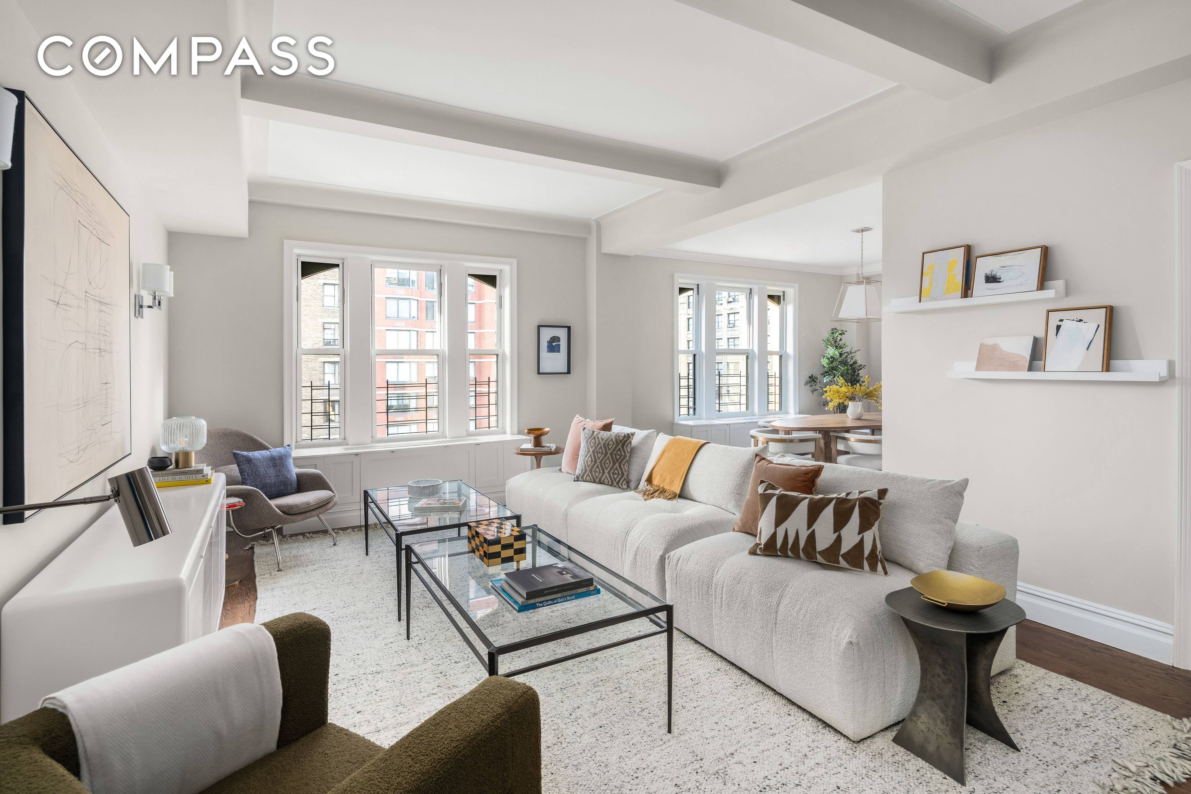 Welcome to this stunning 3 bedroom, 2.