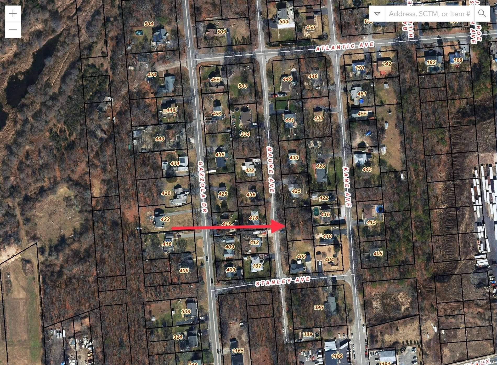 Vacant 125x100 lot in quiet neighborhood.
