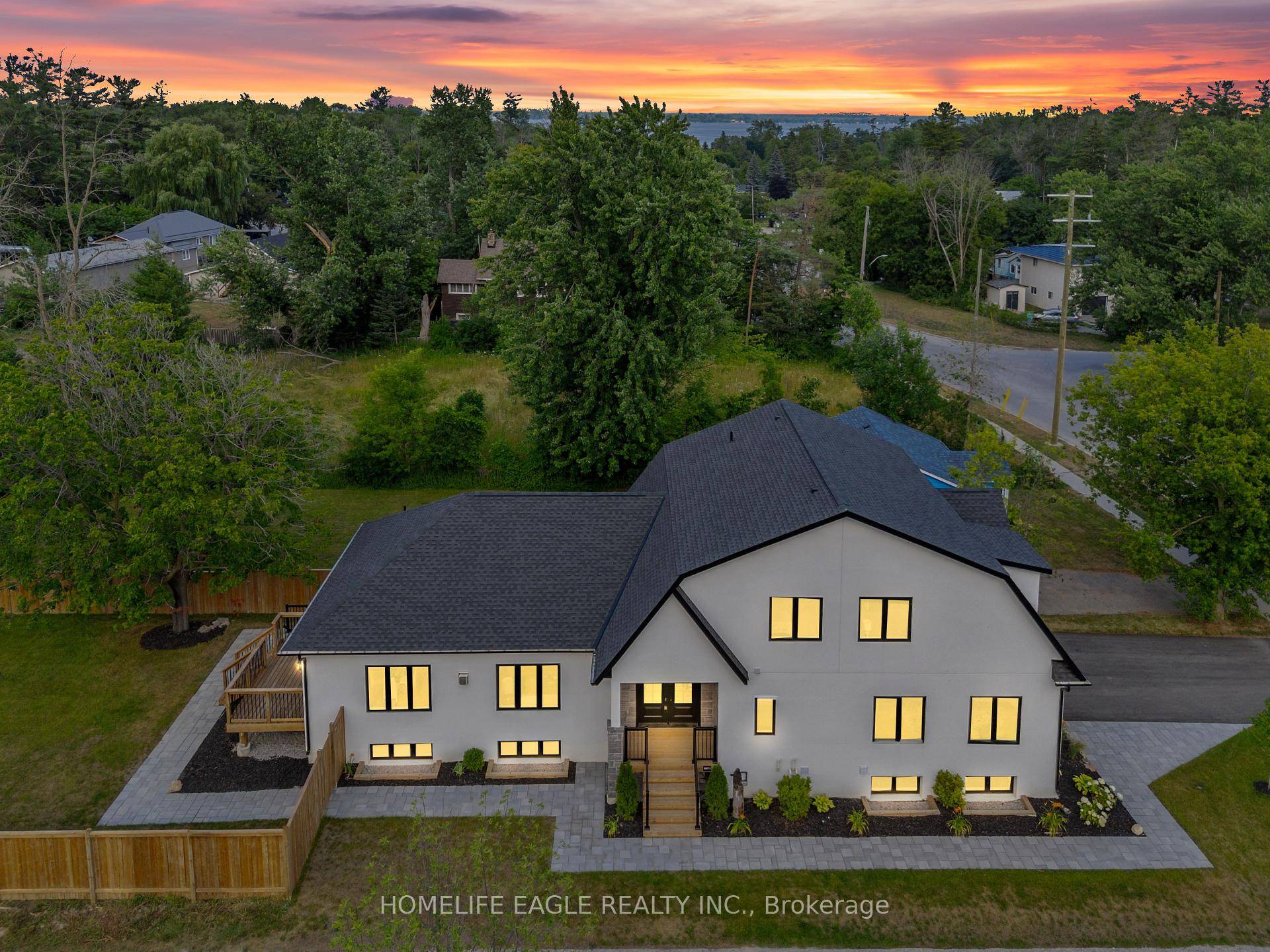 The Perfect 4 2 Bedroom amp ; 6 Bathroom Brand New Custom Built Bungaloft On A Premium 200Ft Deep Corner Lot With A Legal Walk Out Basement Apartment Duplex !