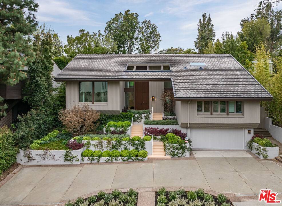 1059 Angelo Dr 4BR Beverly Hills Post Office | B.H.P.O. La