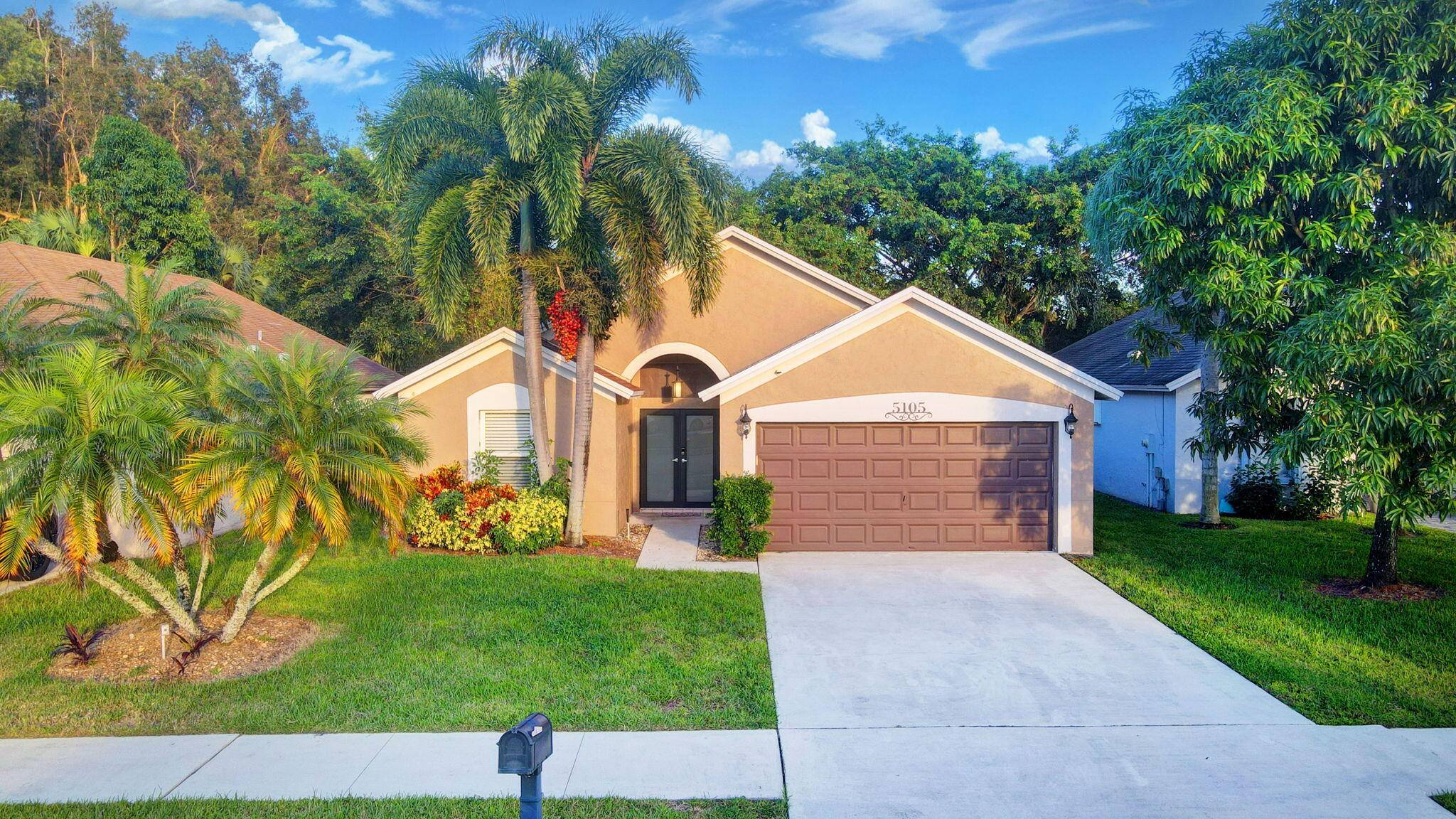 Nestled within the quiet and charming community of Foxhall is this lovely 3 bed 2 bath home.