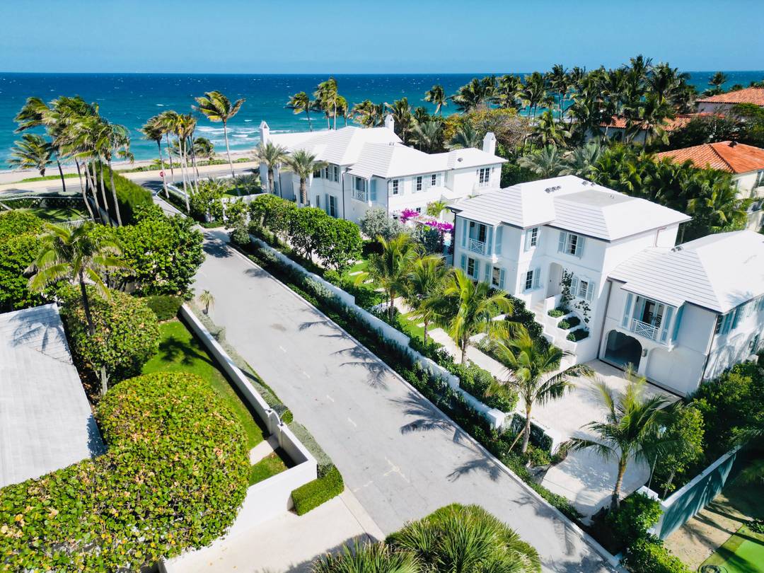 Spectacular New Oceanfront Estate on Billionaires Row Introducing a newly constructed oceanfront compound on prestigious Billionaires Row, offering panoramic views of the Atlantic Ocean and a refined coastal living experience.